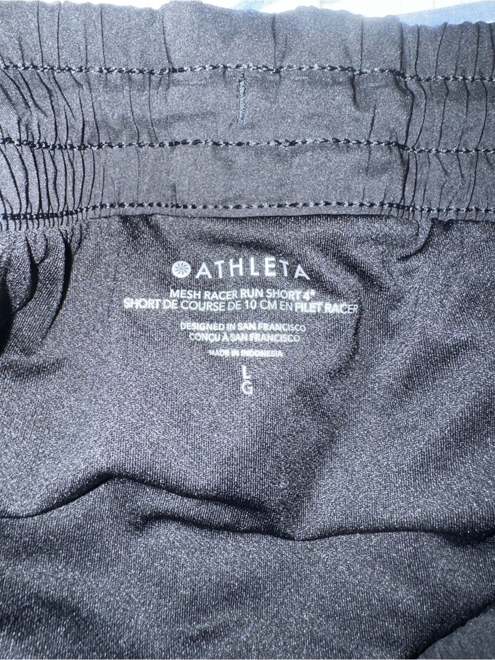 Athleta Mesh Racer Run Mid Rise 4" Short - Picture 5 of 5